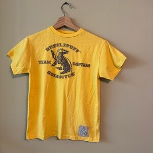 Harry Potter Hufflepuff Shirt size Small
